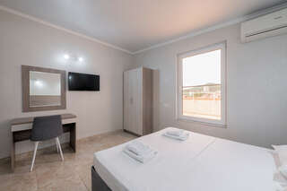 Гостиница Эллада Лазаревское Апартаменты Люкс (с кухней и террасой с видом на море и горы)-2